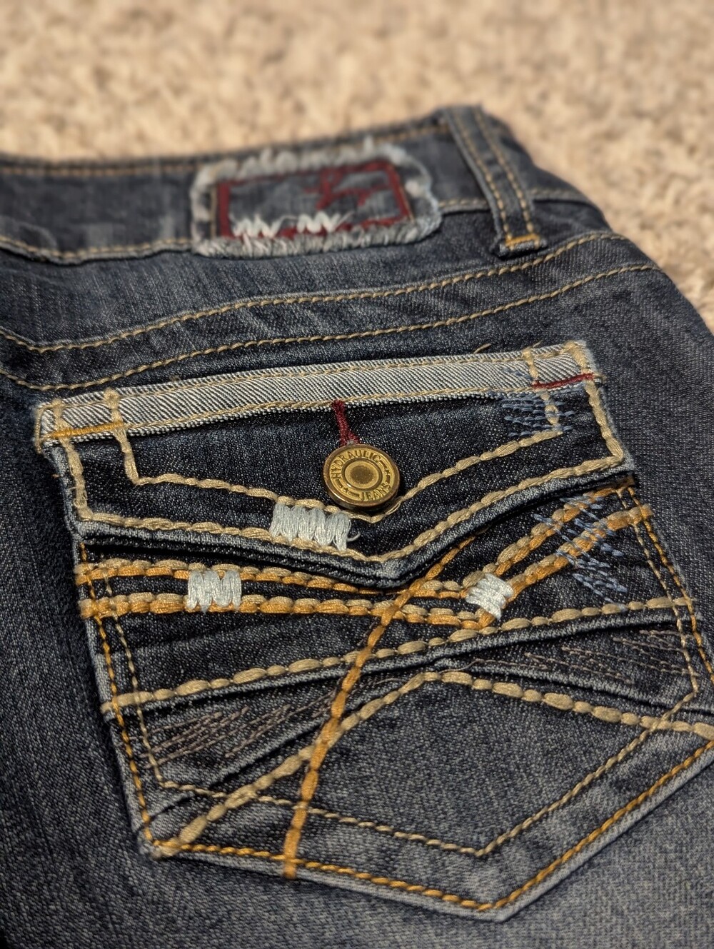 Vintage 2003 Hydraulic Flare Leg Jeans *Mint Condition* Porkchop Pockets Size 1 - Picture 6 of 6